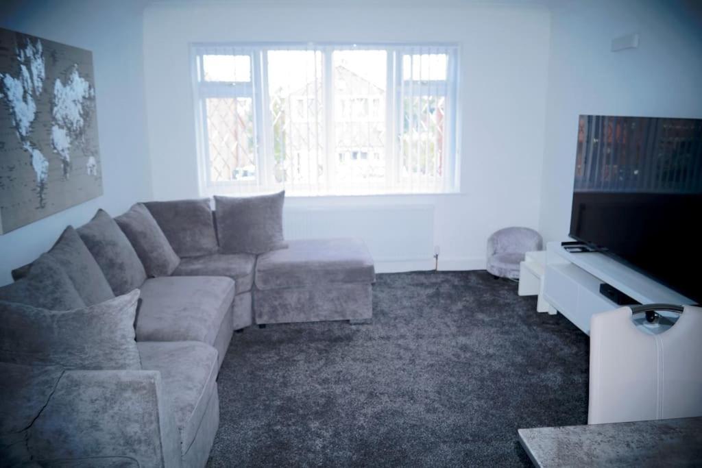 Villa Luxurious Detached *